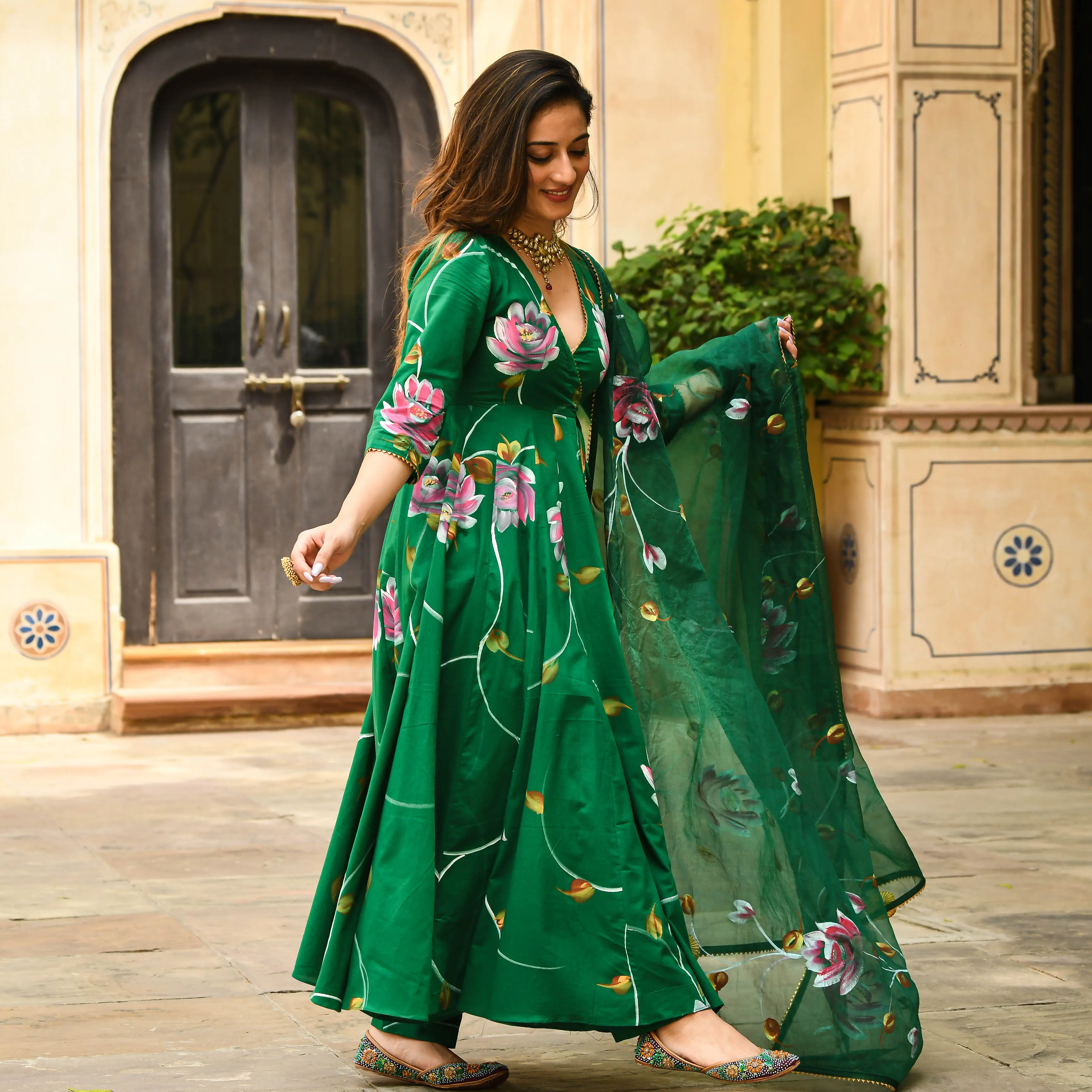 Bunaai Bright Green Handpainted Suit Set