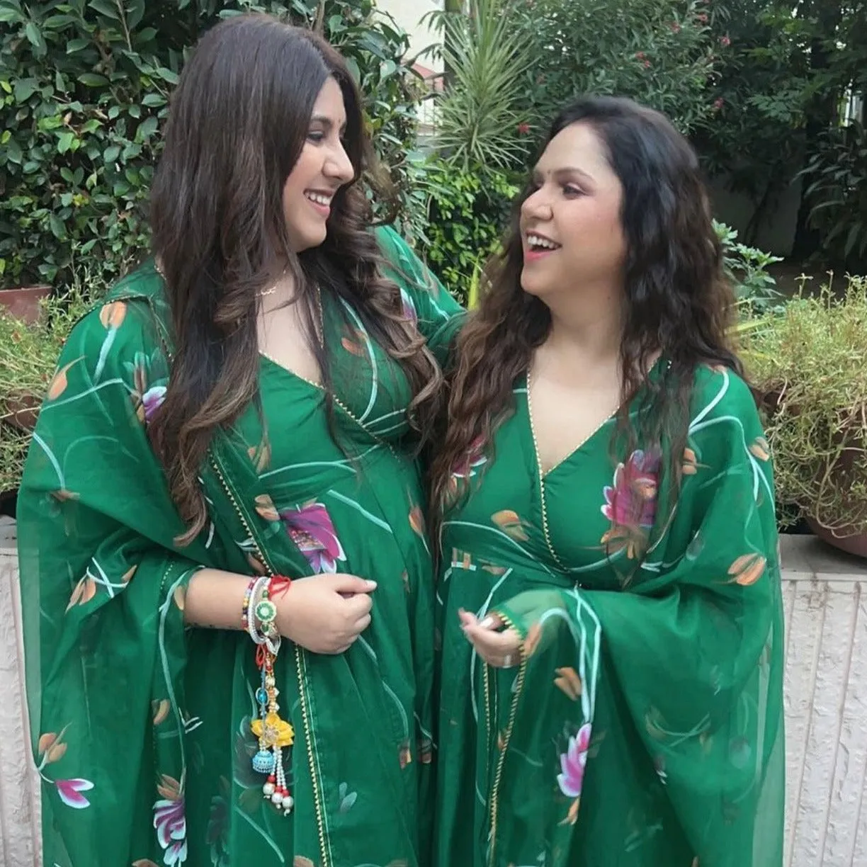 Bunaai Bright Green Handpainted Suit Set
