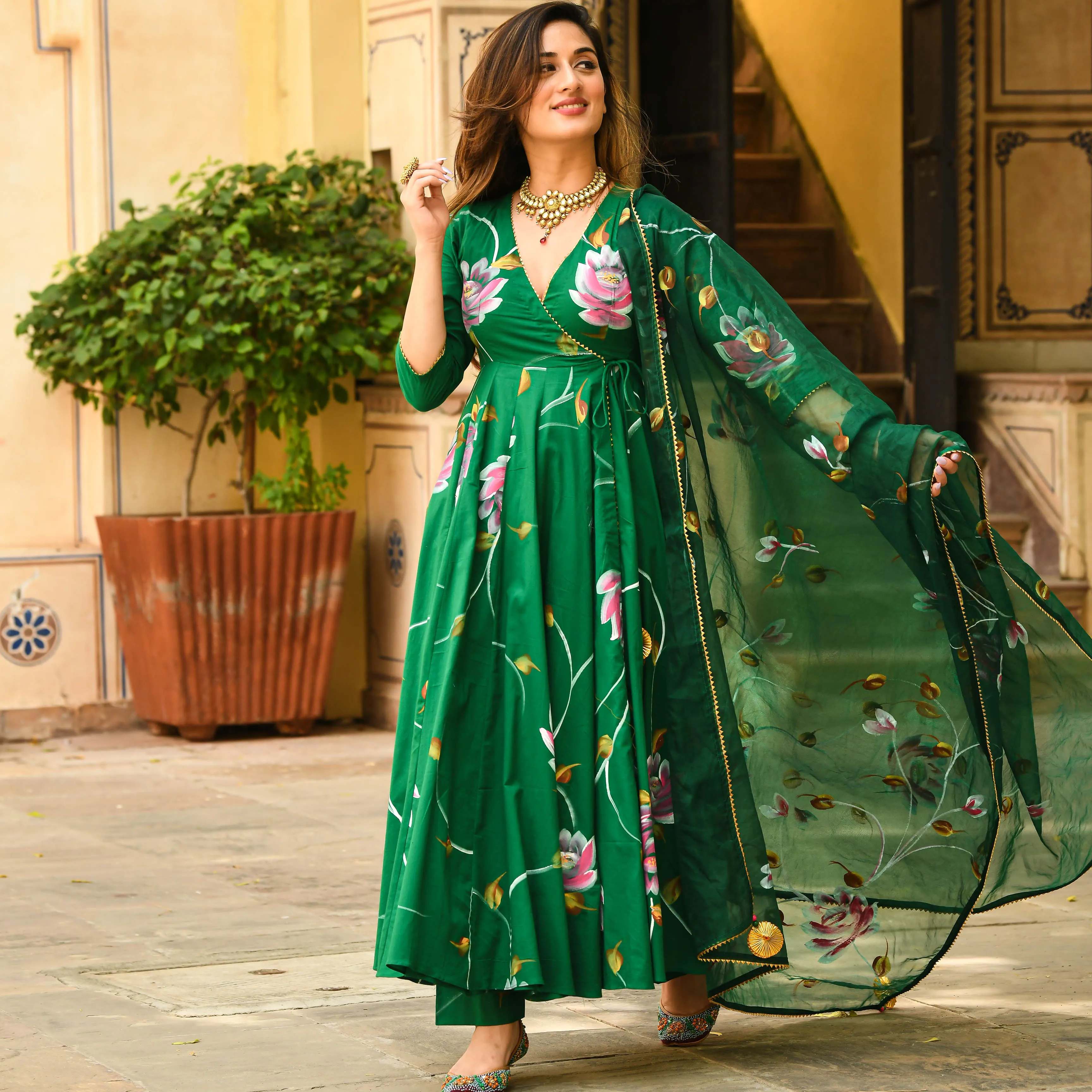 Bunaai Bright Green Handpainted Suit Set