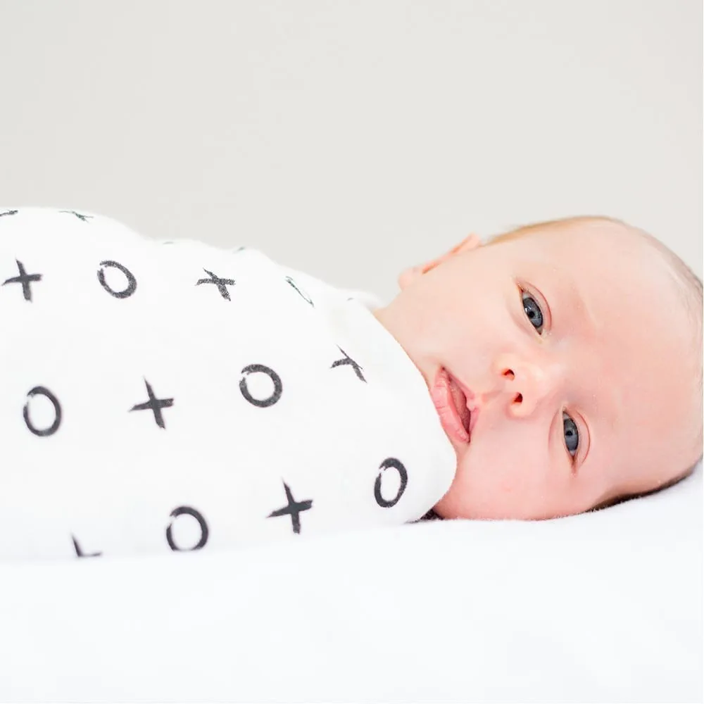 Lulujo Bamboo Bonnet & Swaddle Set